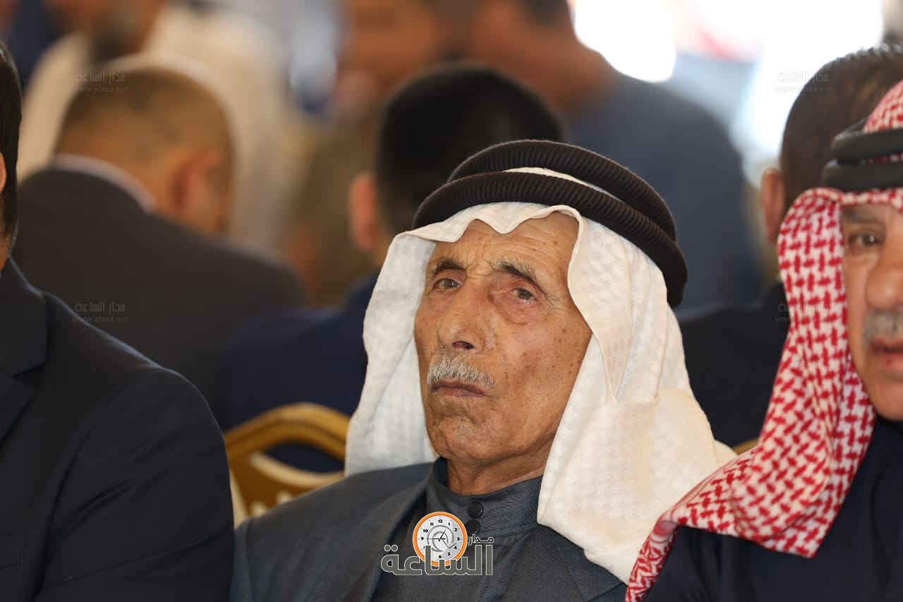 Madar Al-Saa Images 0.9957858453573972