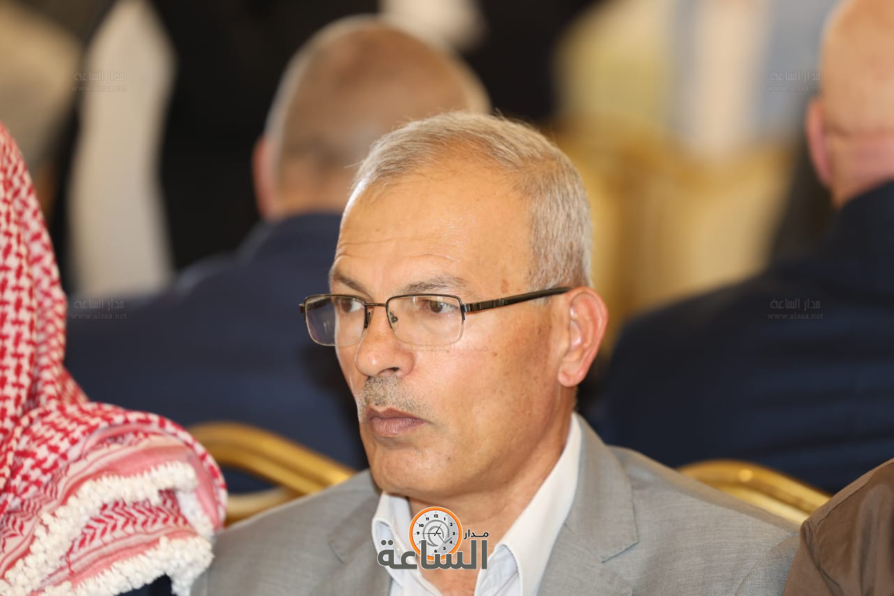 Madar Al-Saa Images 0.2290098318669248