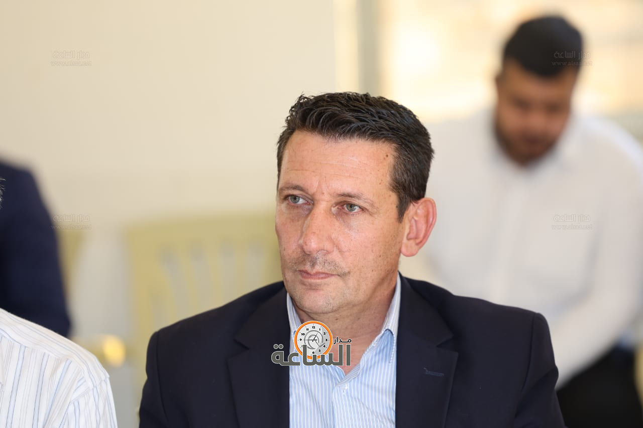 Madar Al-Saa Images 0.9793388694245827