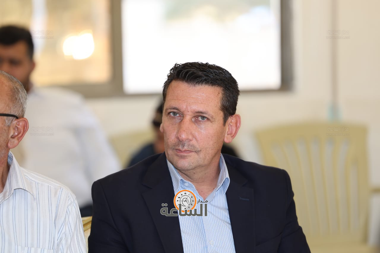 Madar Al-Saa Images 0.912812930404724