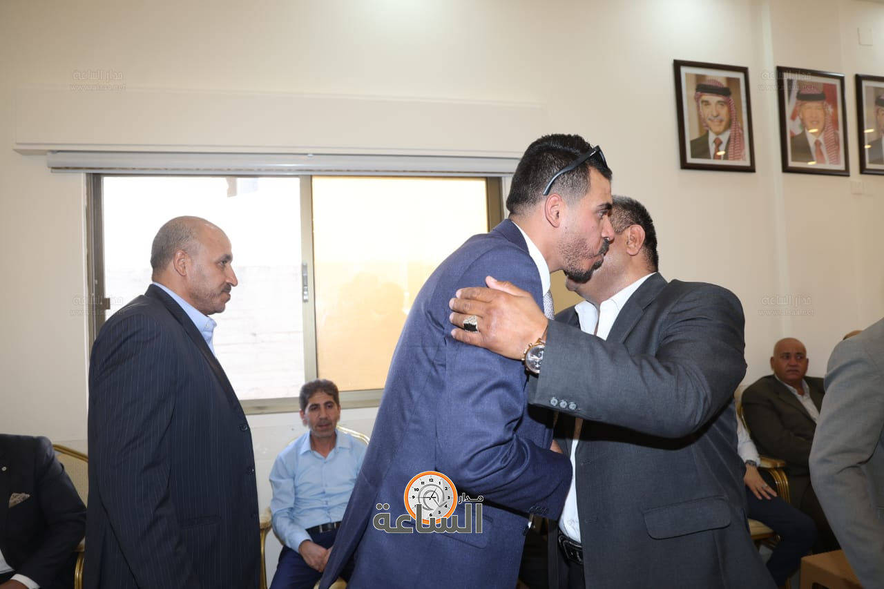 Madar Al-Saa Images 0.7503816639080957