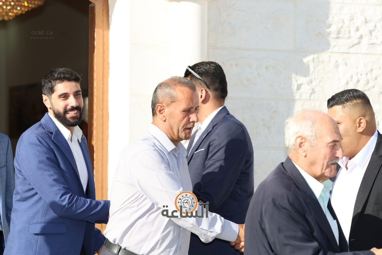 Madar Al-Saa Images 0.4562249839310374