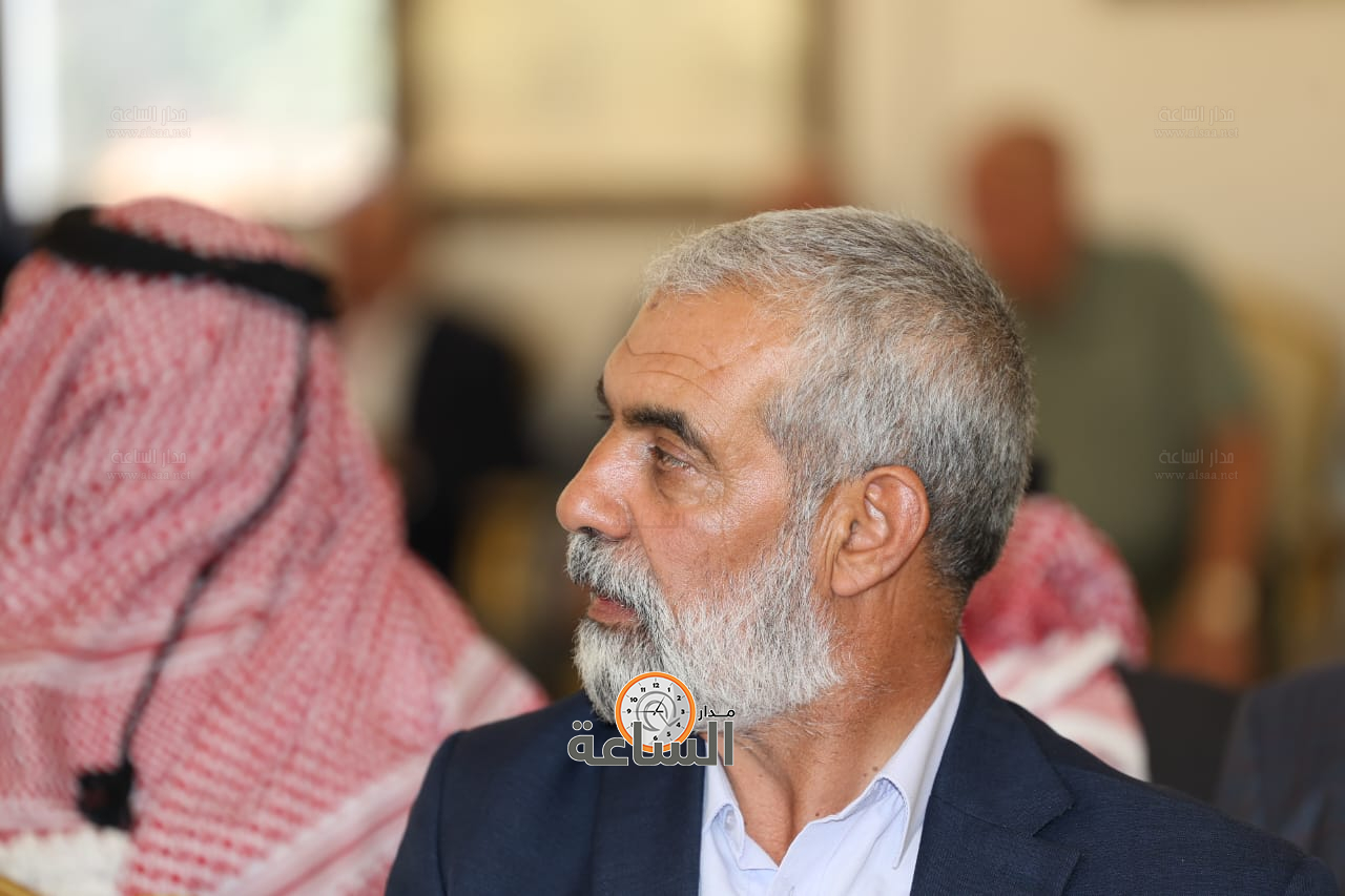 Madar Al-Saa Images 0.1835597574922897