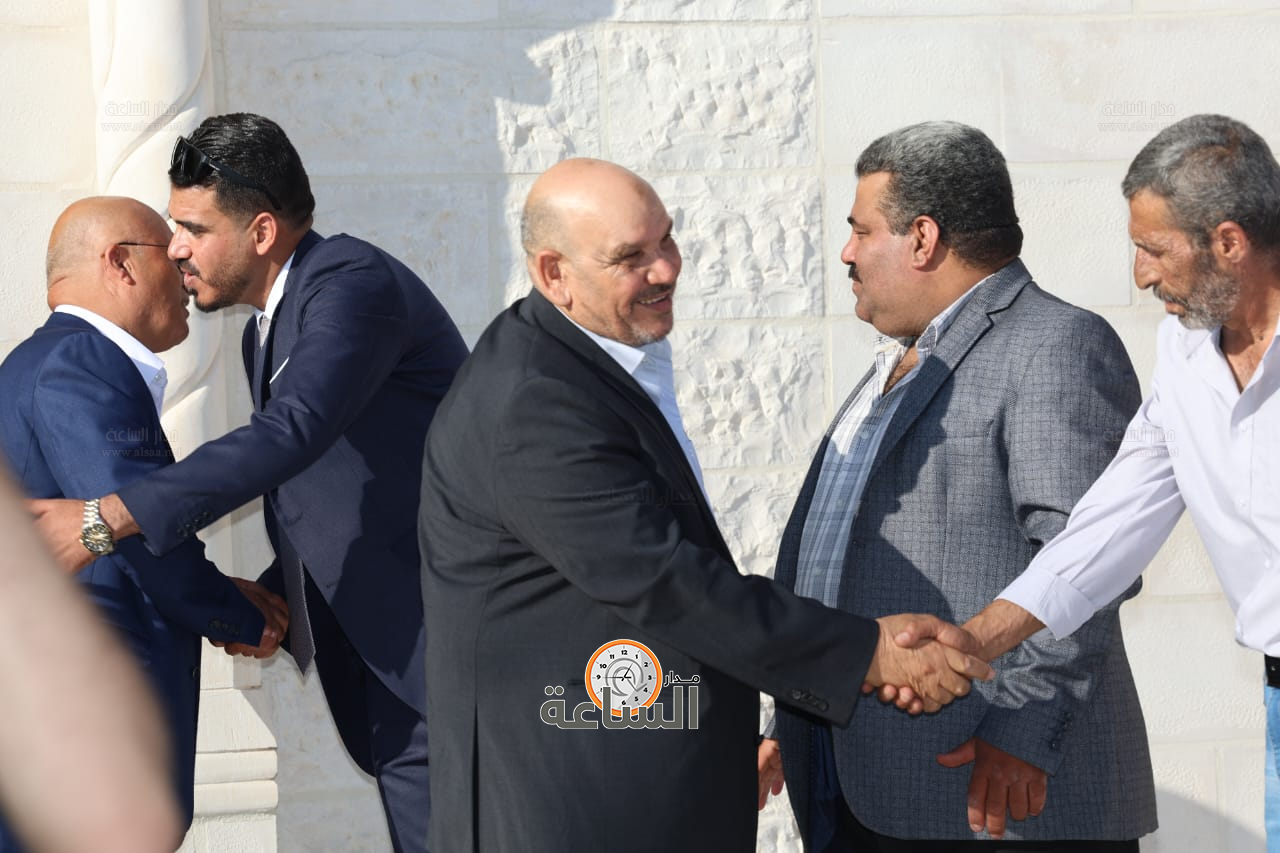 Madar Al-Saa Images 0.536115296829808