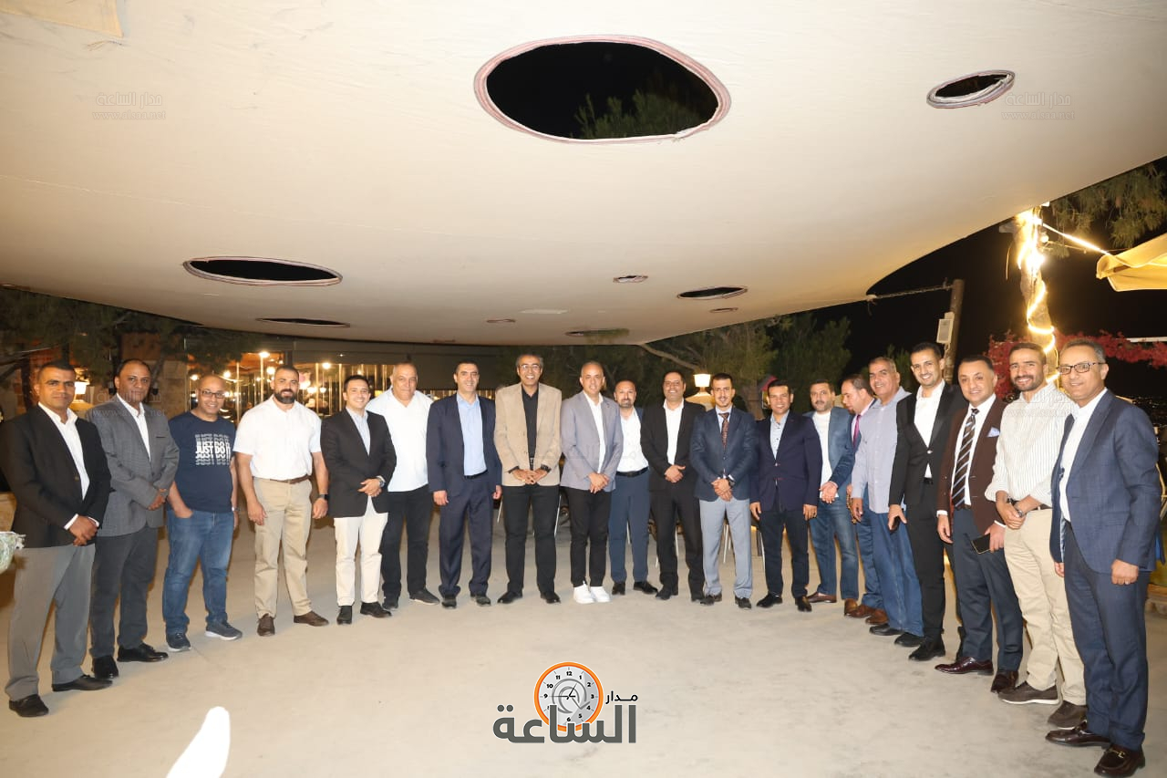 Madar Al-Saa Images 0.7944440282129183