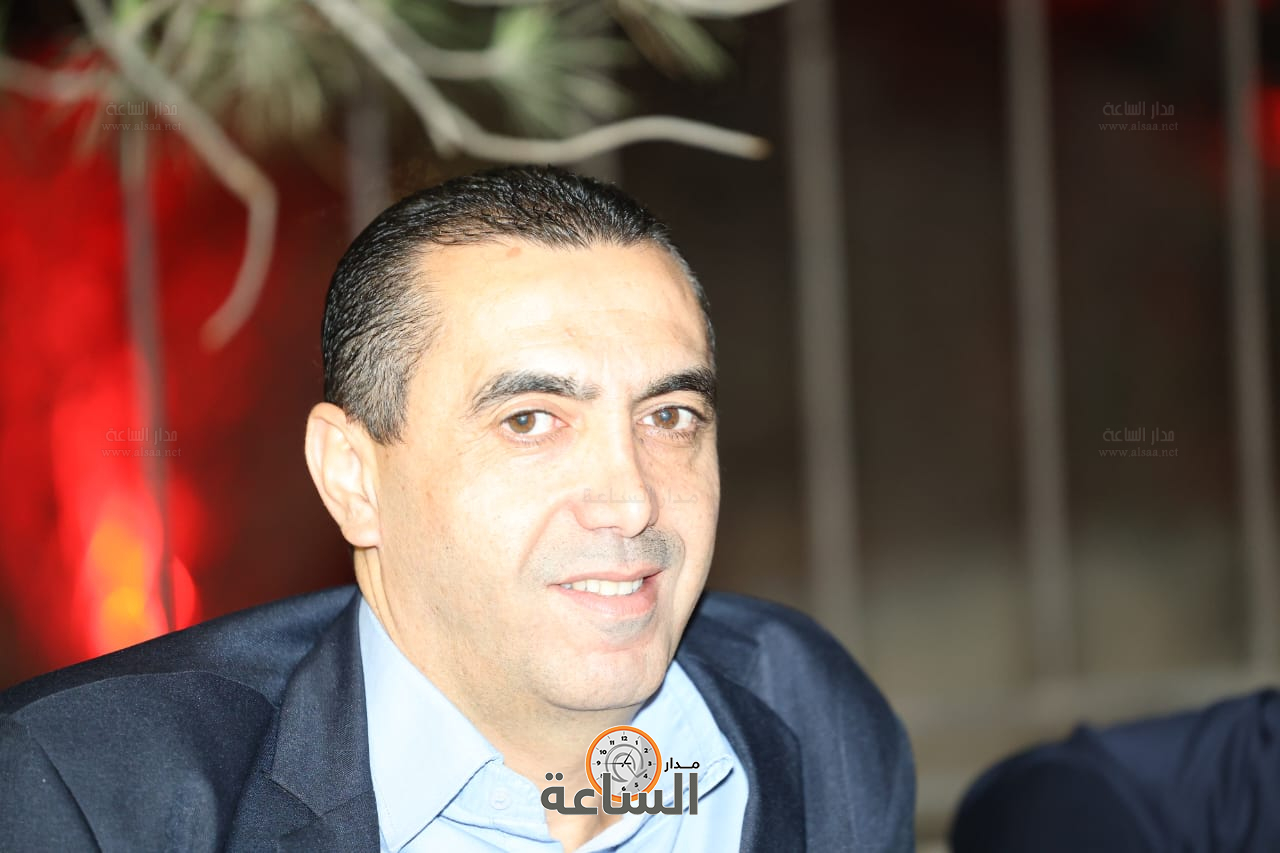 Madar Al-Saa Images 0.02450818920406772