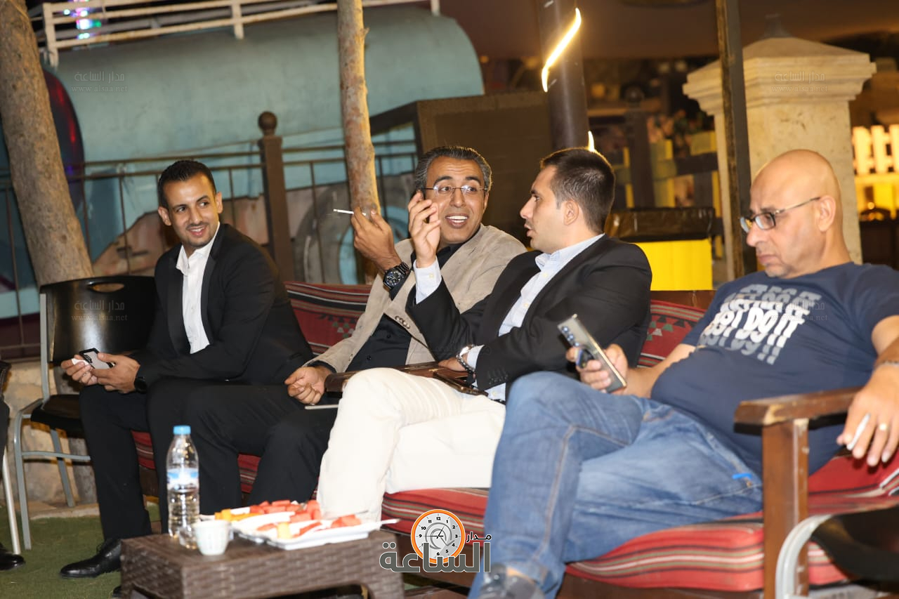 Madar Al-Saa Images 0.04884198381752336