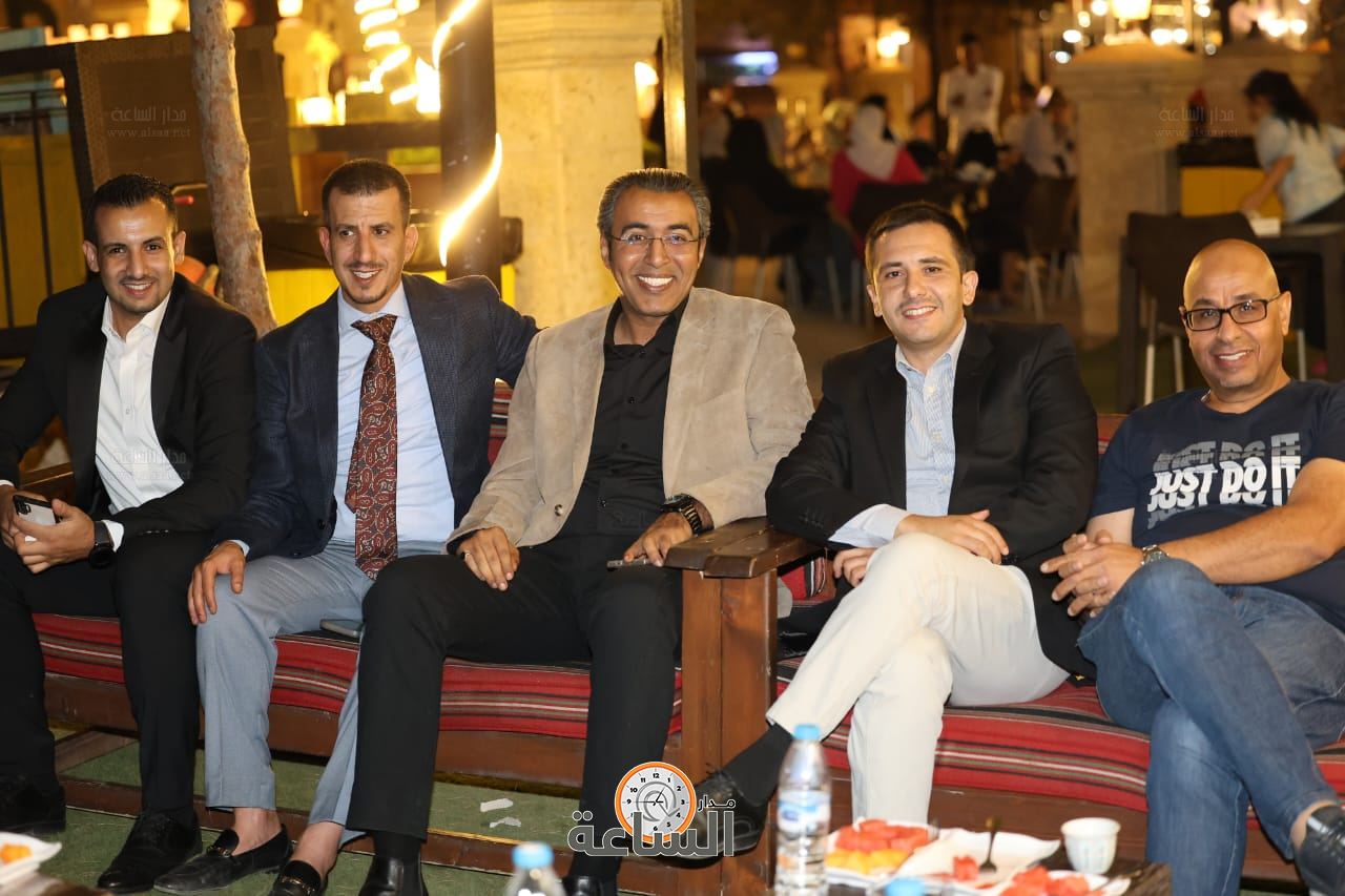 Madar Al-Saa Images 0.18529543126158732