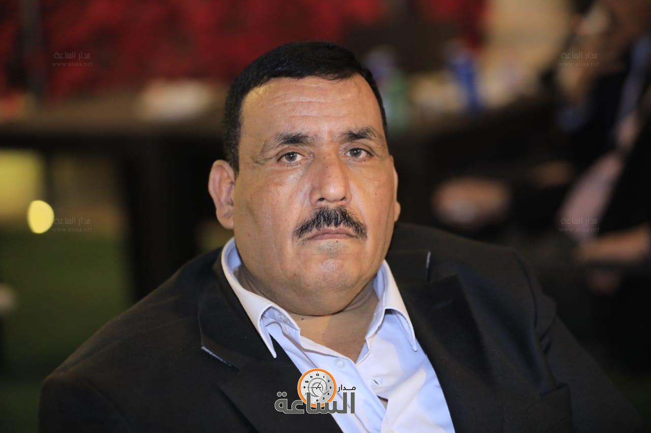 Madar Al-Saa Images 0.47800393650560913