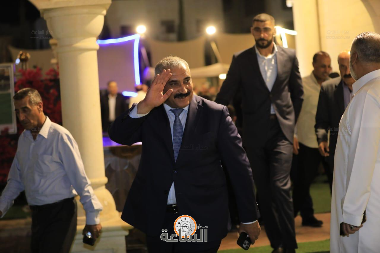 Madar Al-Saa Images 0.7098222890897162