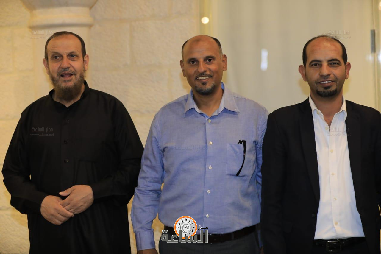 Madar Al-Saa Images 0.4231792072500443