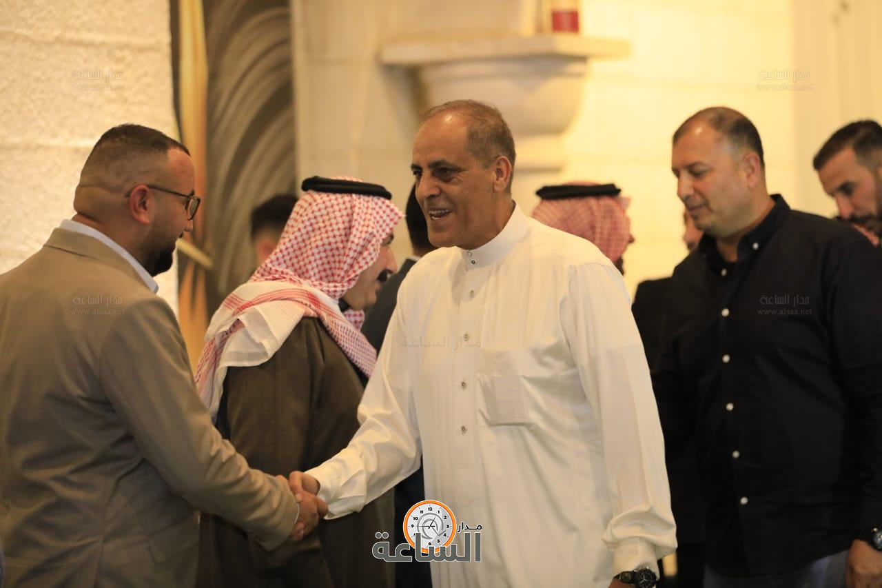 Madar Al-Saa Images 0.8387801893082613