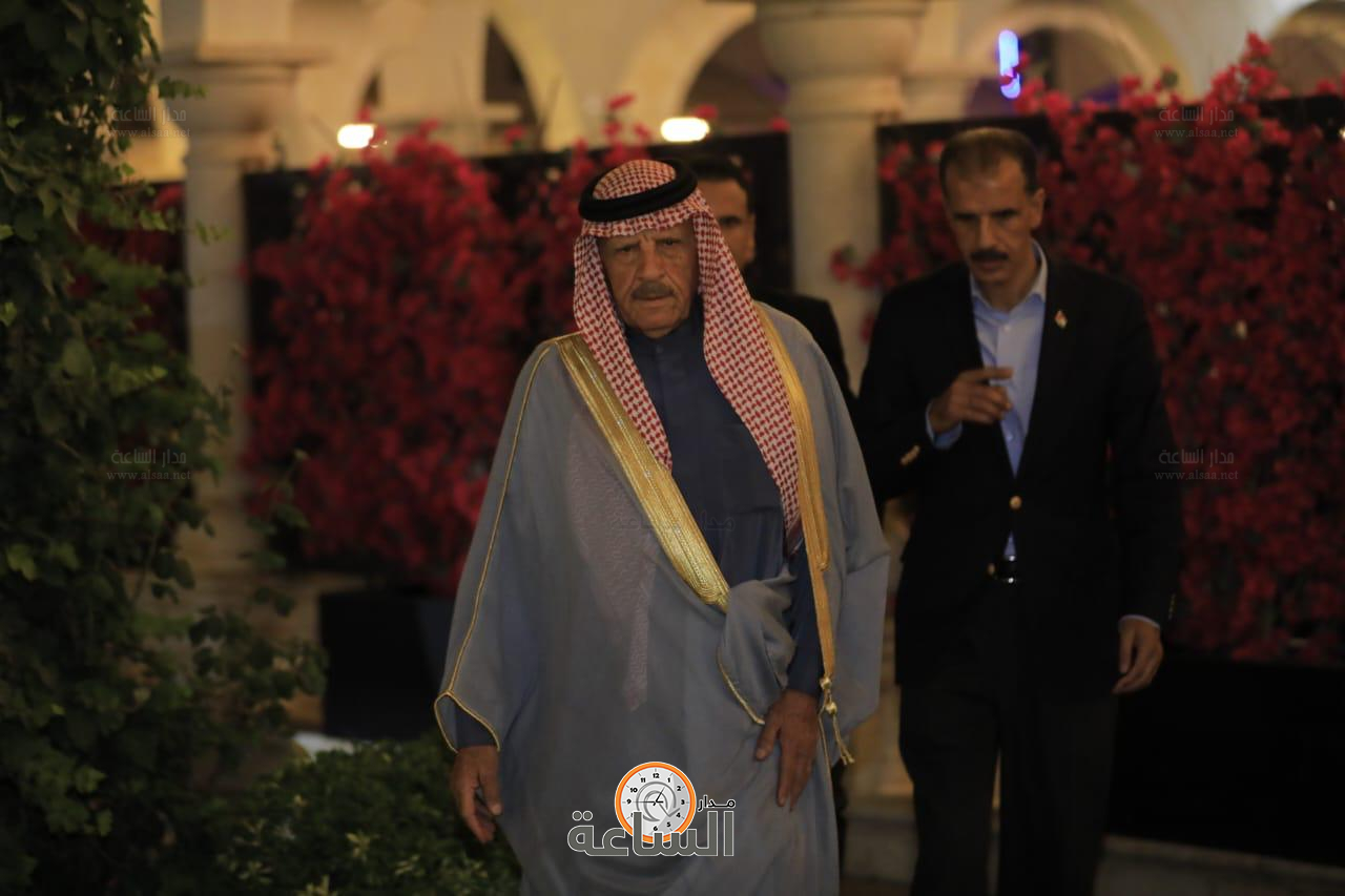 Madar Al-Saa Images 0.24888614178793156