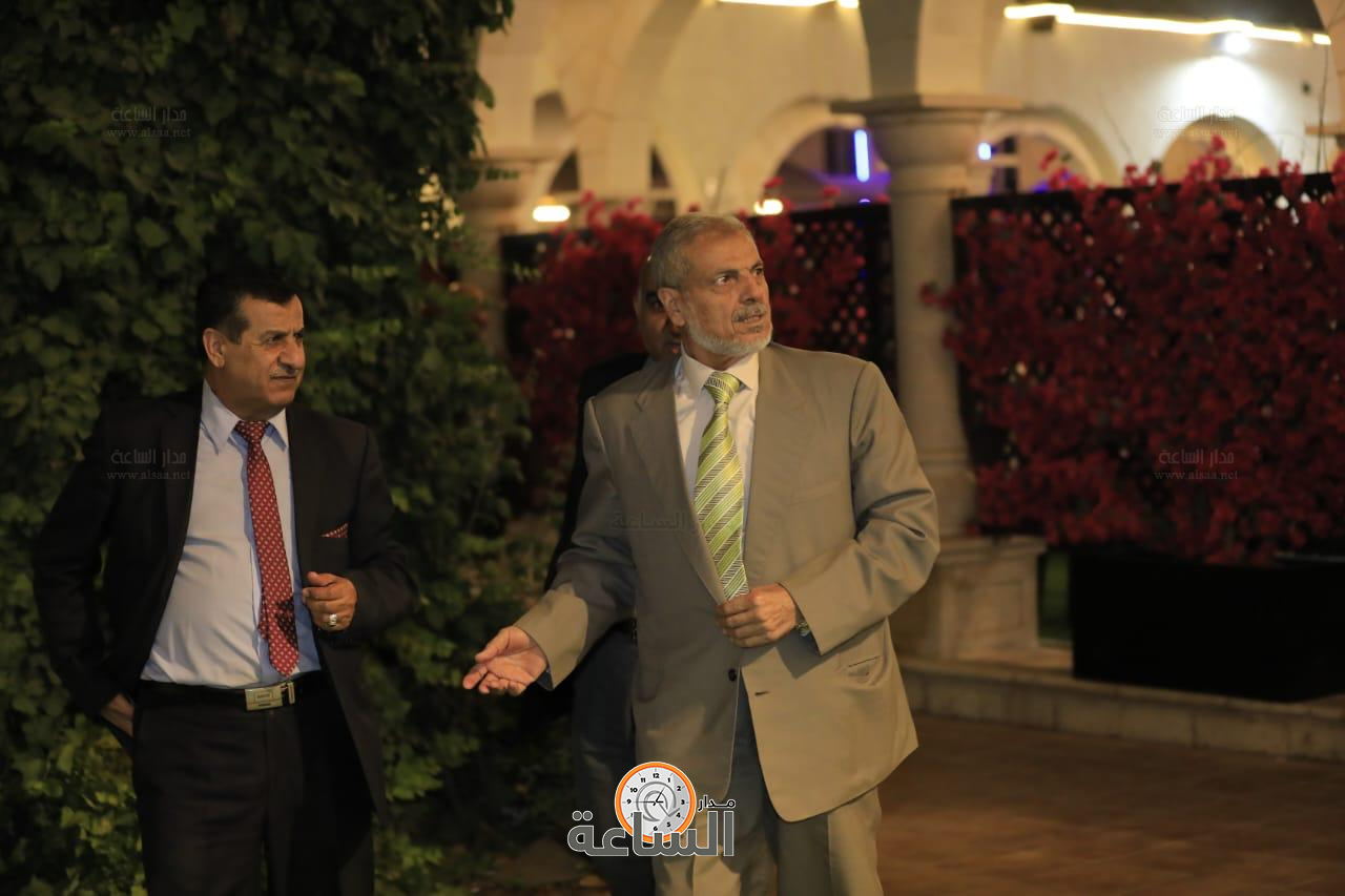 Madar Al-Saa Images 0.27863399409882195