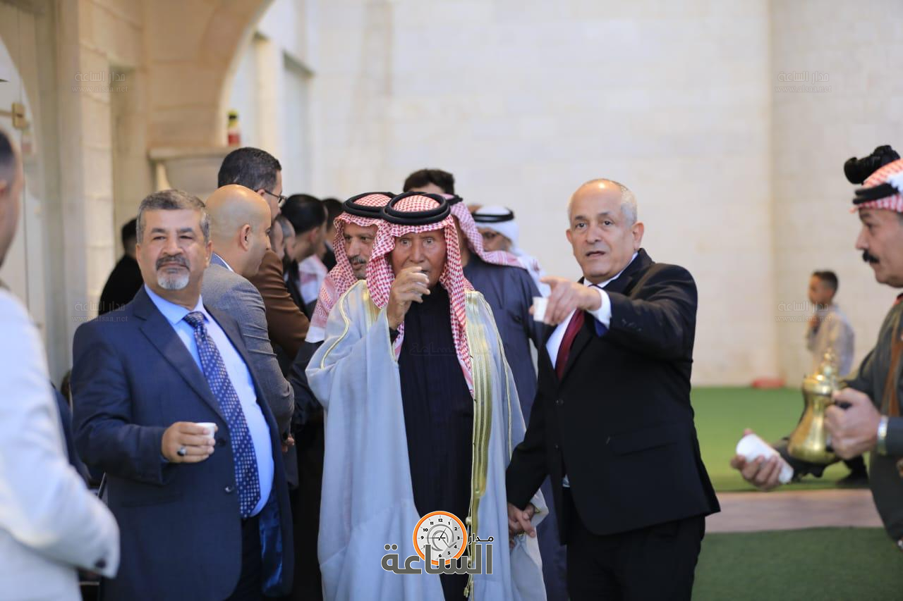 Madar Al-Saa Images 0.954348478867724