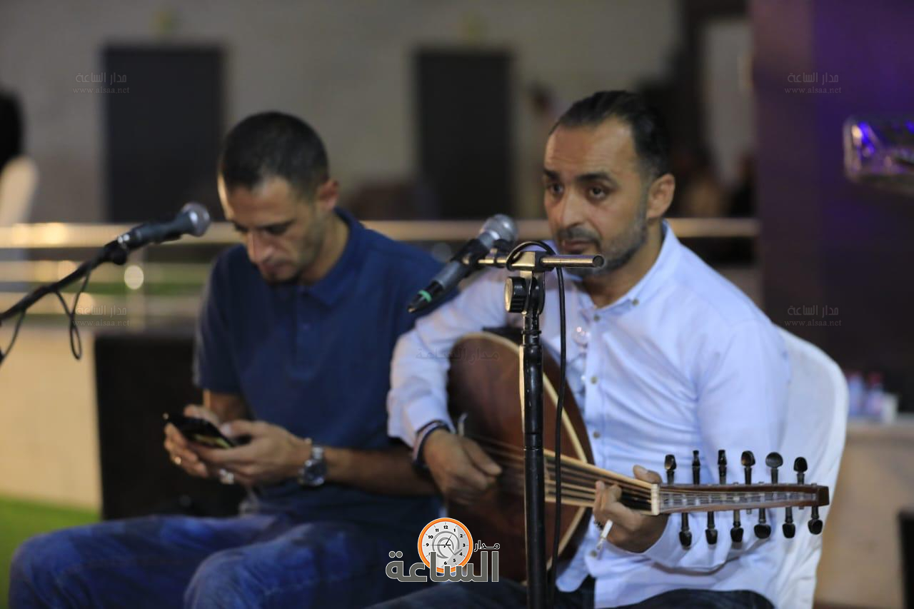 Madar Al-Saa Images 0.157766748882886