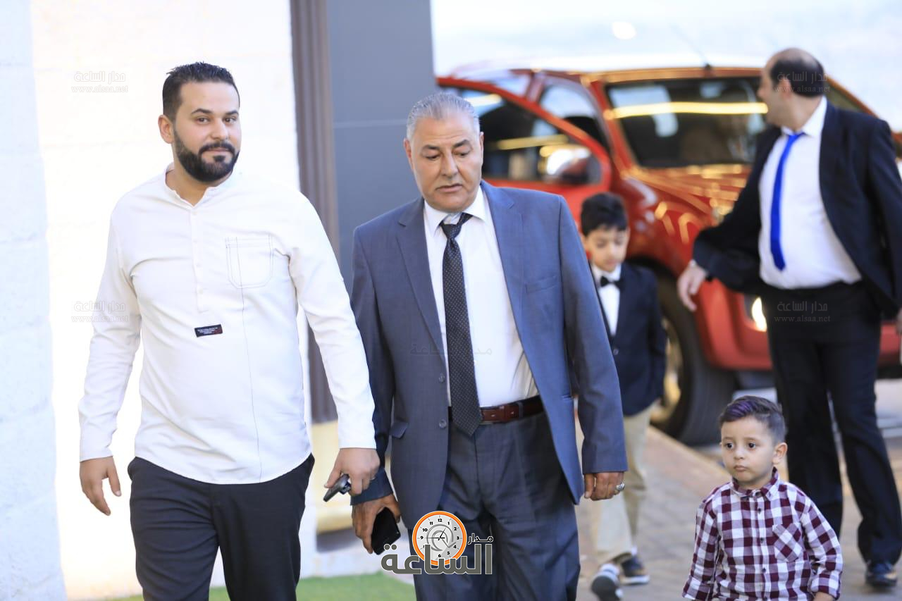 Madar Al-Saa Images 0.7497849303885694