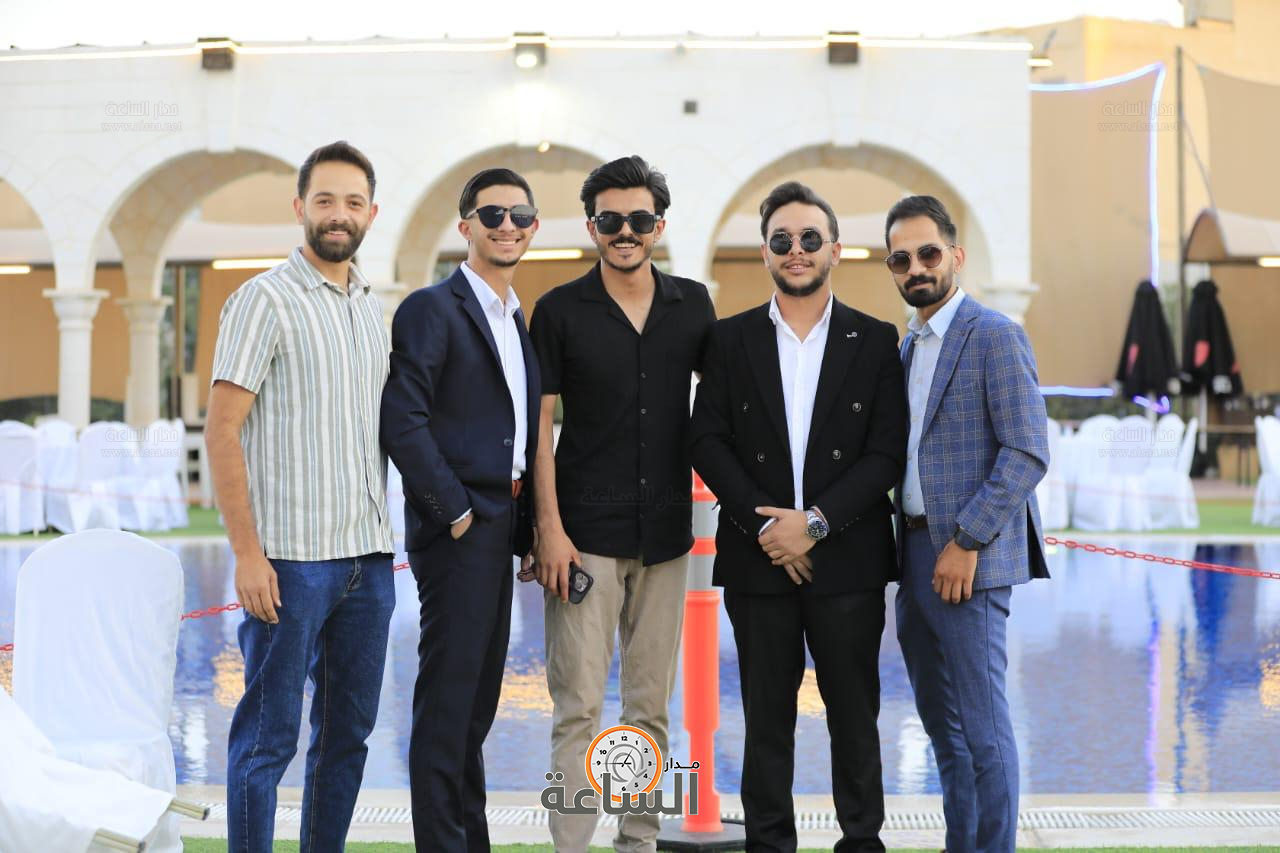 Madar Al-Saa Images 0.8535883721272175