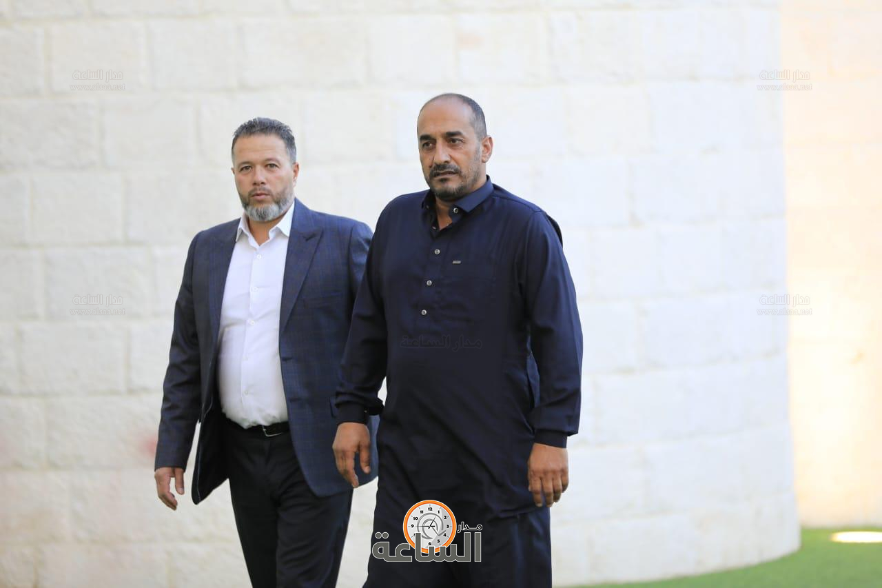 Madar Al-Saa Images 0.596226522465723