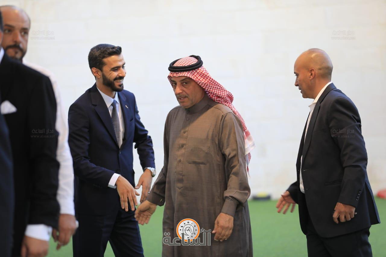 Madar Al-Saa Images 0.7175023792513996