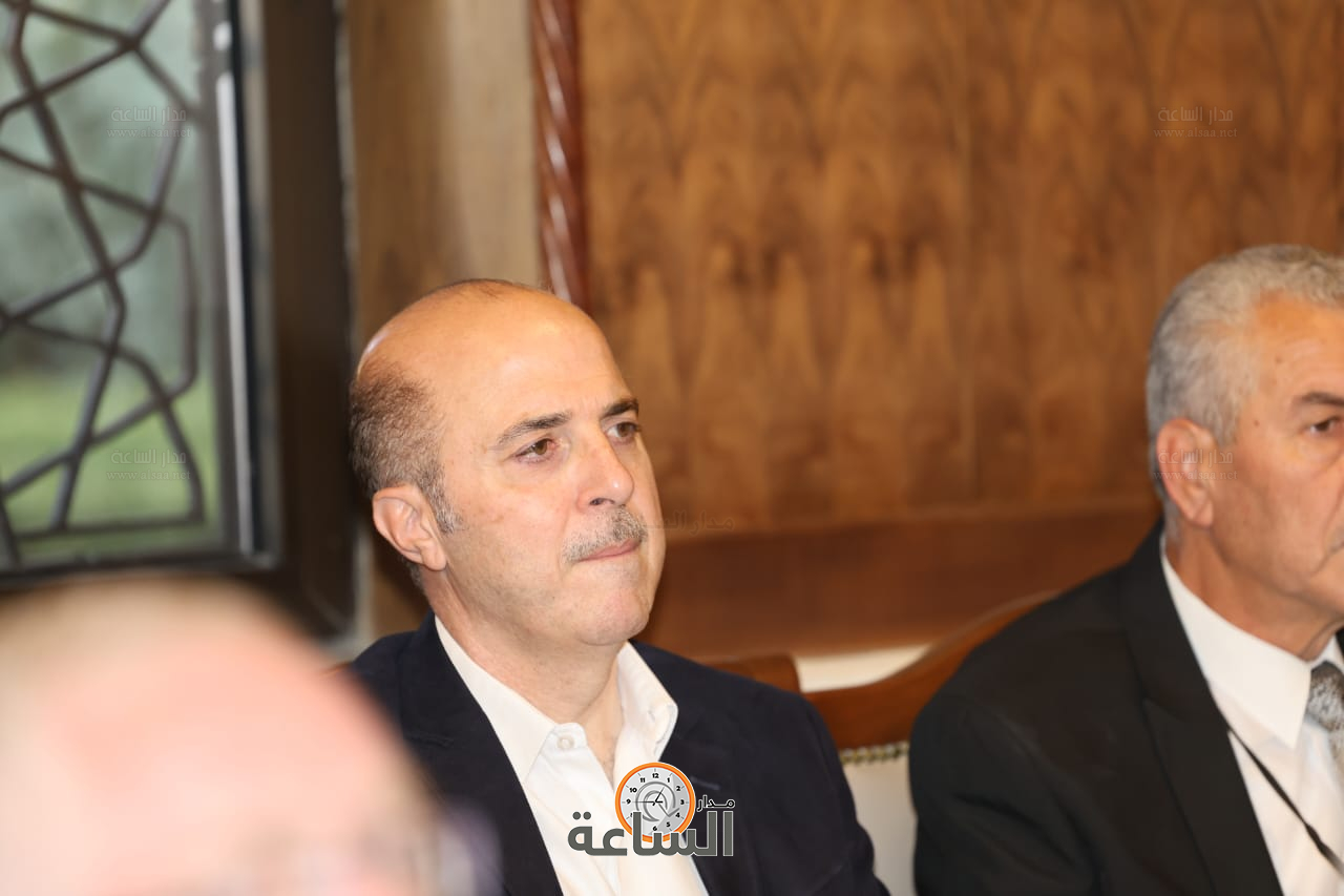 Madar Al-Saa Images 0.5012342496101035