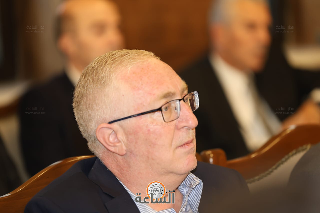 Madar Al-Saa Images 0.976694181484348