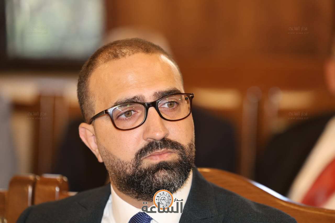 Madar Al-Saa Images 0.42483486110184343