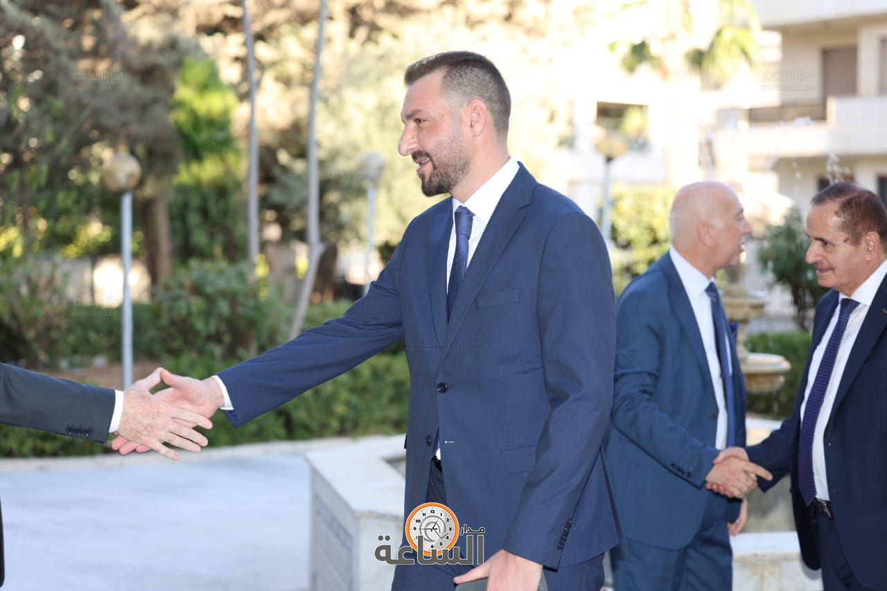 Madar Al-Saa Images 0.33872145772747997