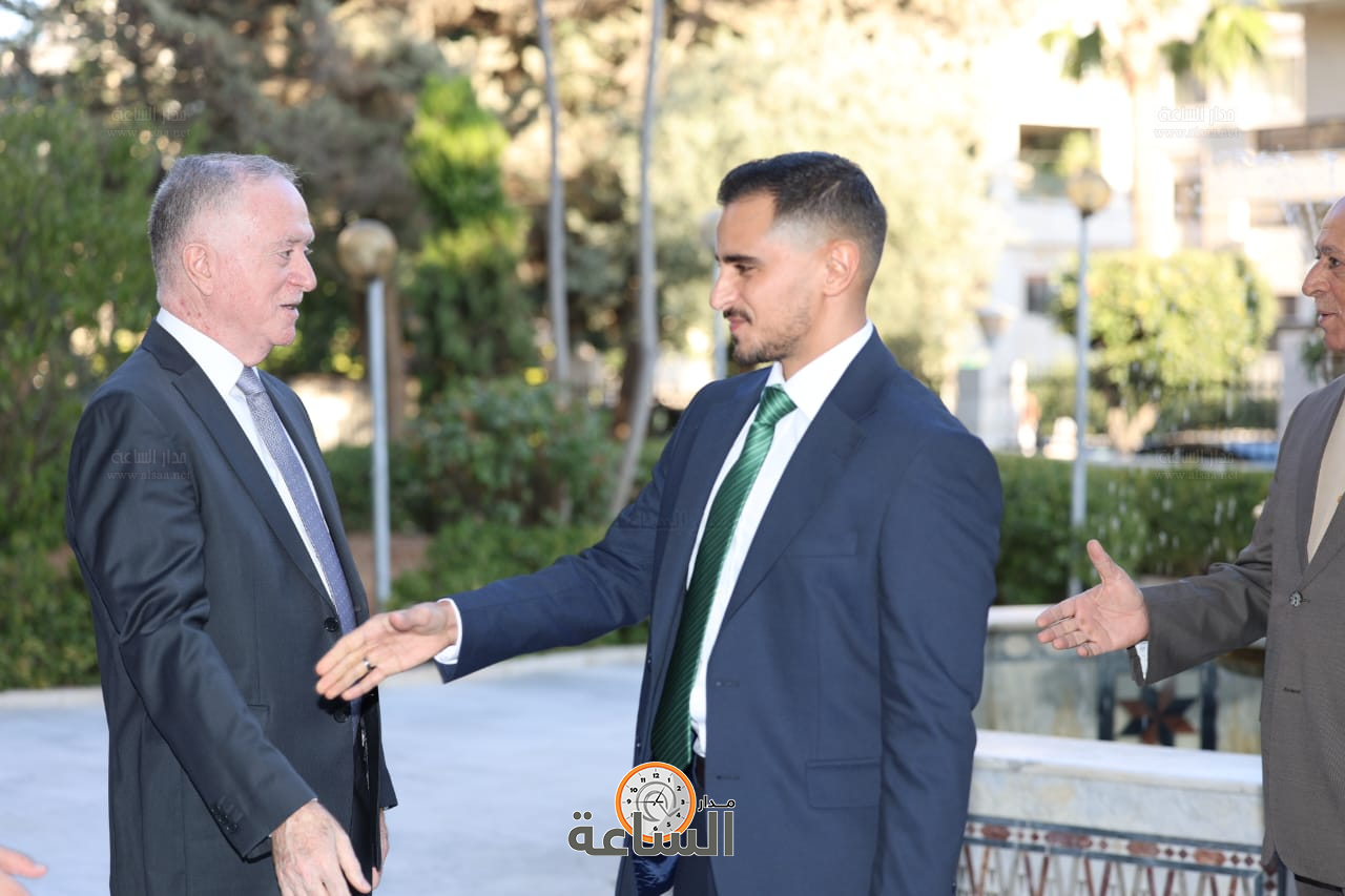 Madar Al-Saa Images 0.2932145254889402