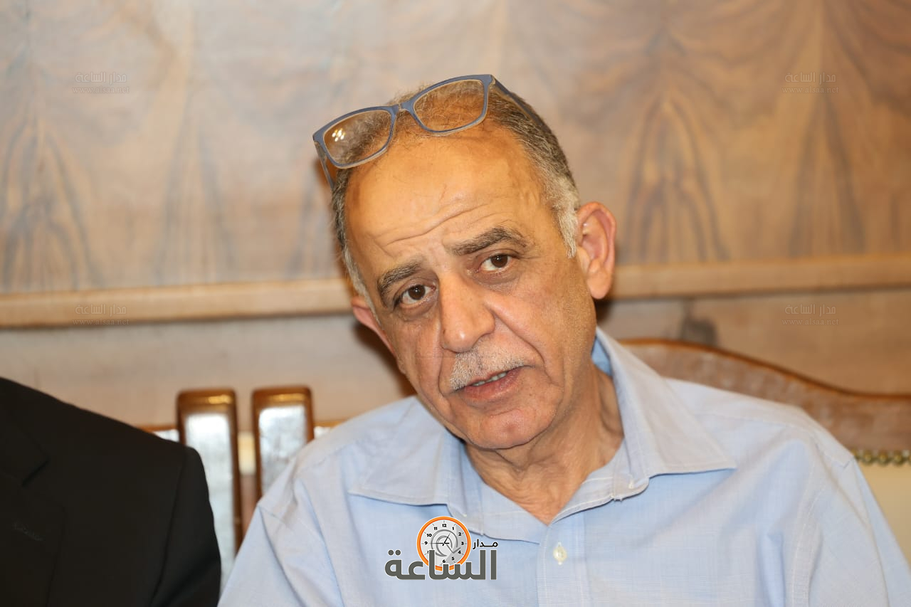 Madar Al-Saa Images 0.015087501728044184