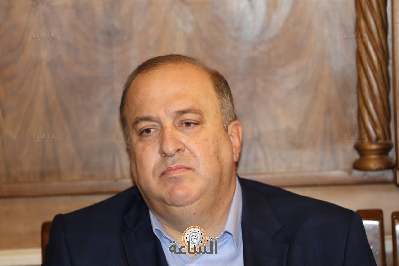 Madar Al-Saa Images 0.08153351680275622