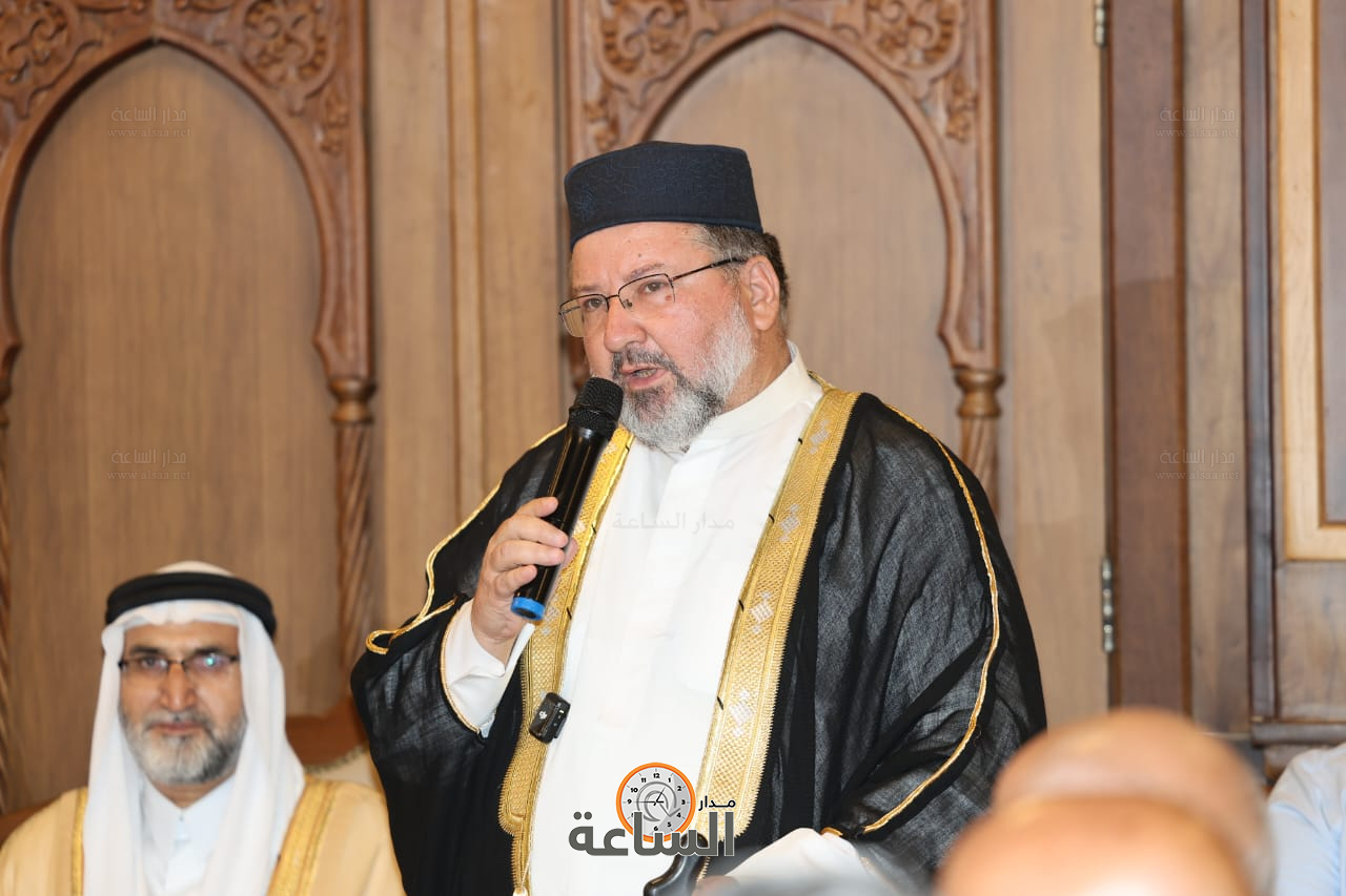 Madar Al-Saa Images 0.566018240072542