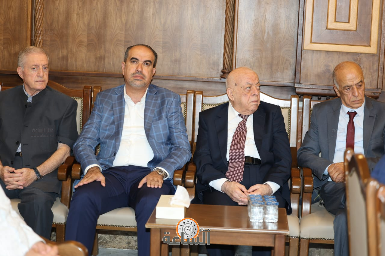 Madar Al-Saa Images 0.1553791052200112