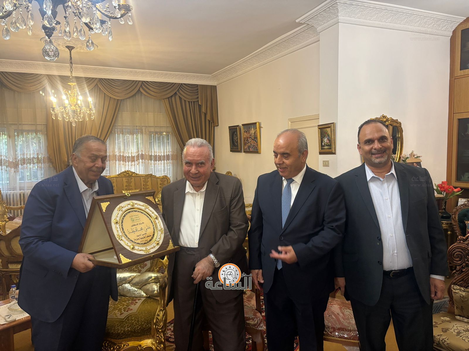 Madar Al-Saa Images 0.48297231072732727