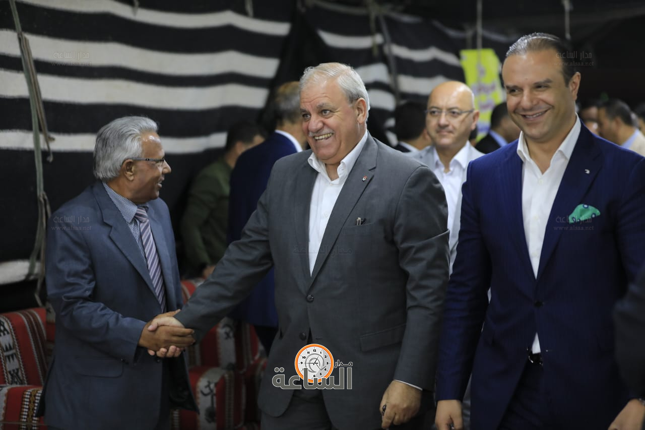 Madar Al-Saa Images 0.7000809365339976