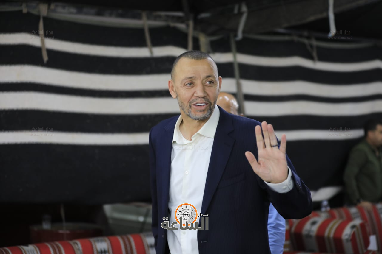 Madar Al-Saa Images 0.571683045817678