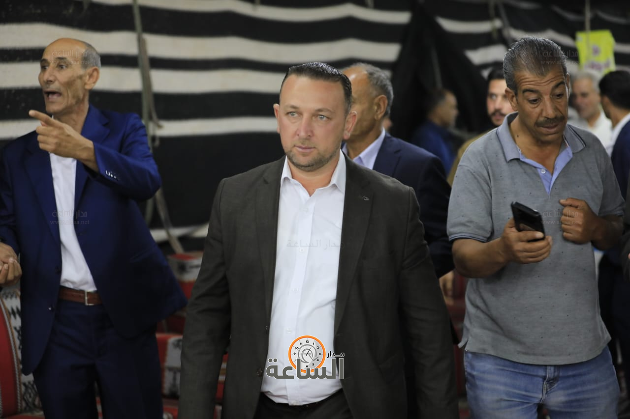 Madar Al-Saa Images 0.7558228502035527