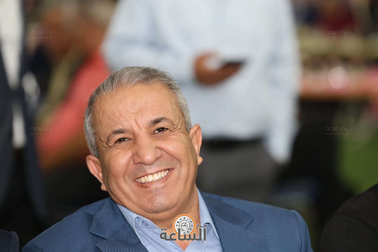 Madar Al-Saa Images 0.12055620322606875