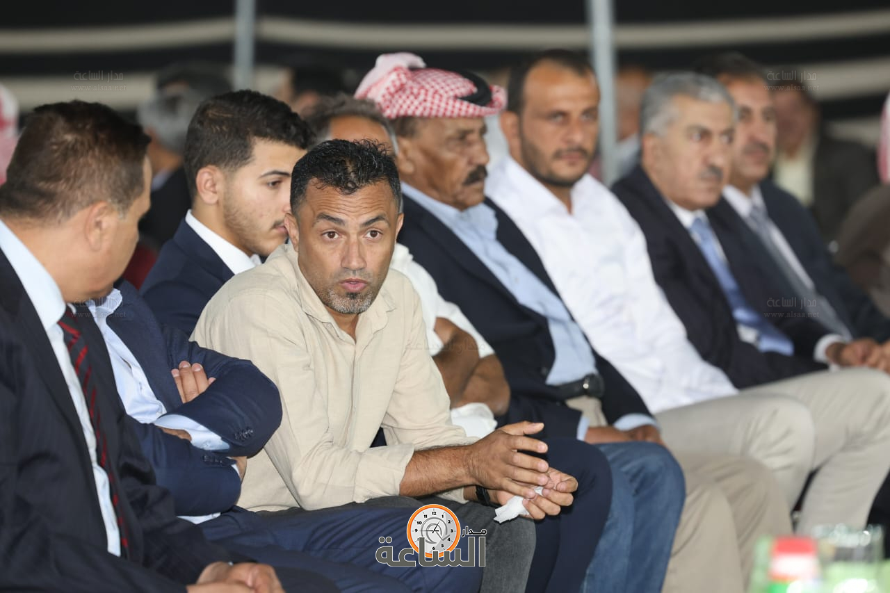 Madar Al-Saa Images 0.8396488821675405