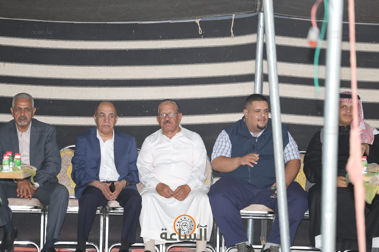 Madar Al-Saa Images 0.7847353388286219