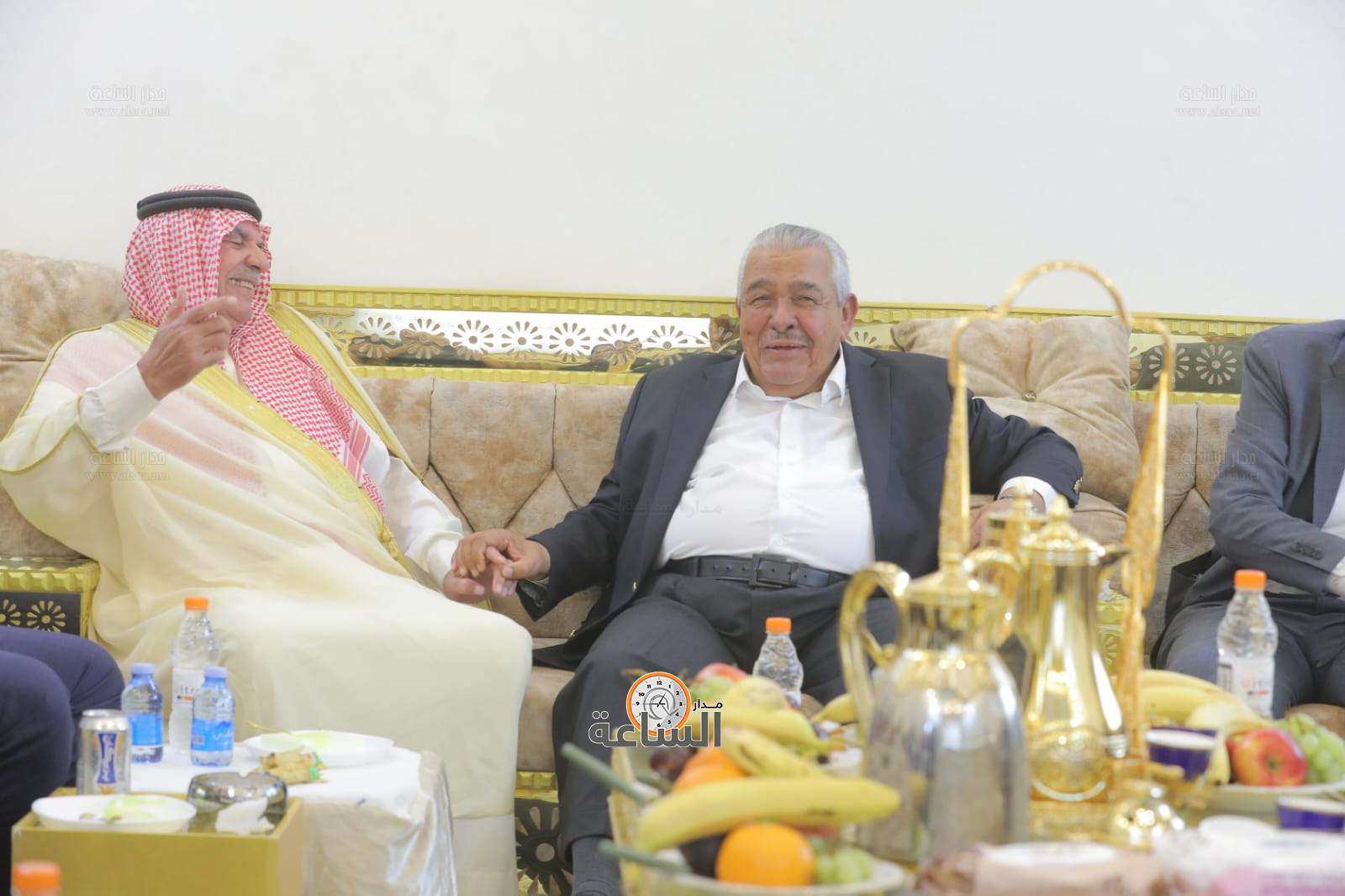 Madar Al-Saa Images 0.045344647386627246