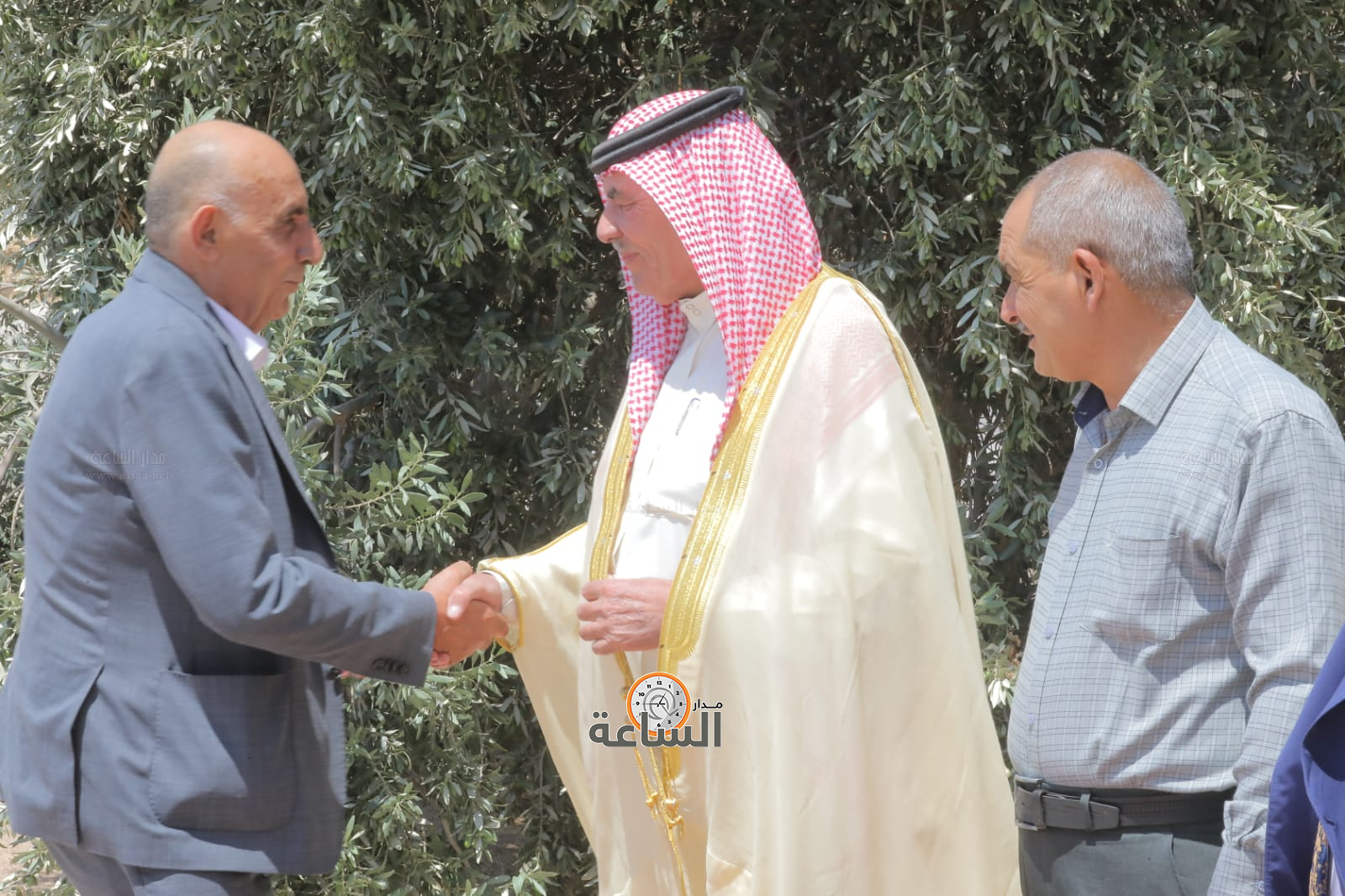 Madar Al-Saa Images 0.524149048589496