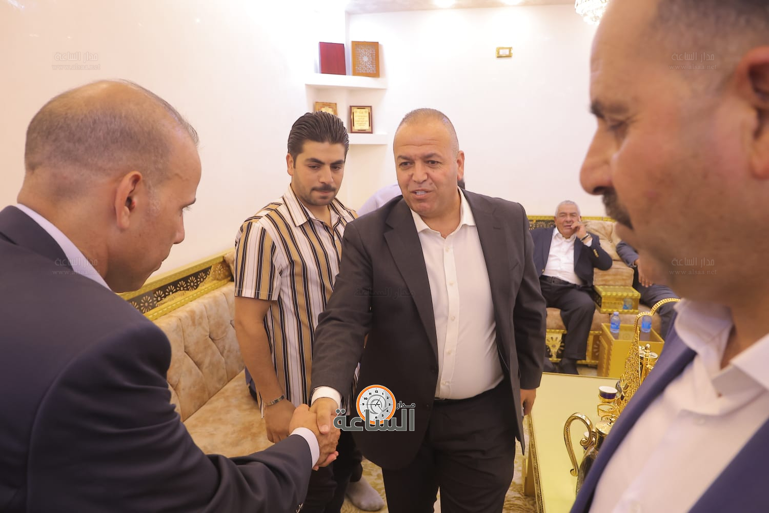 Madar Al-Saa Images 0.6493297634357