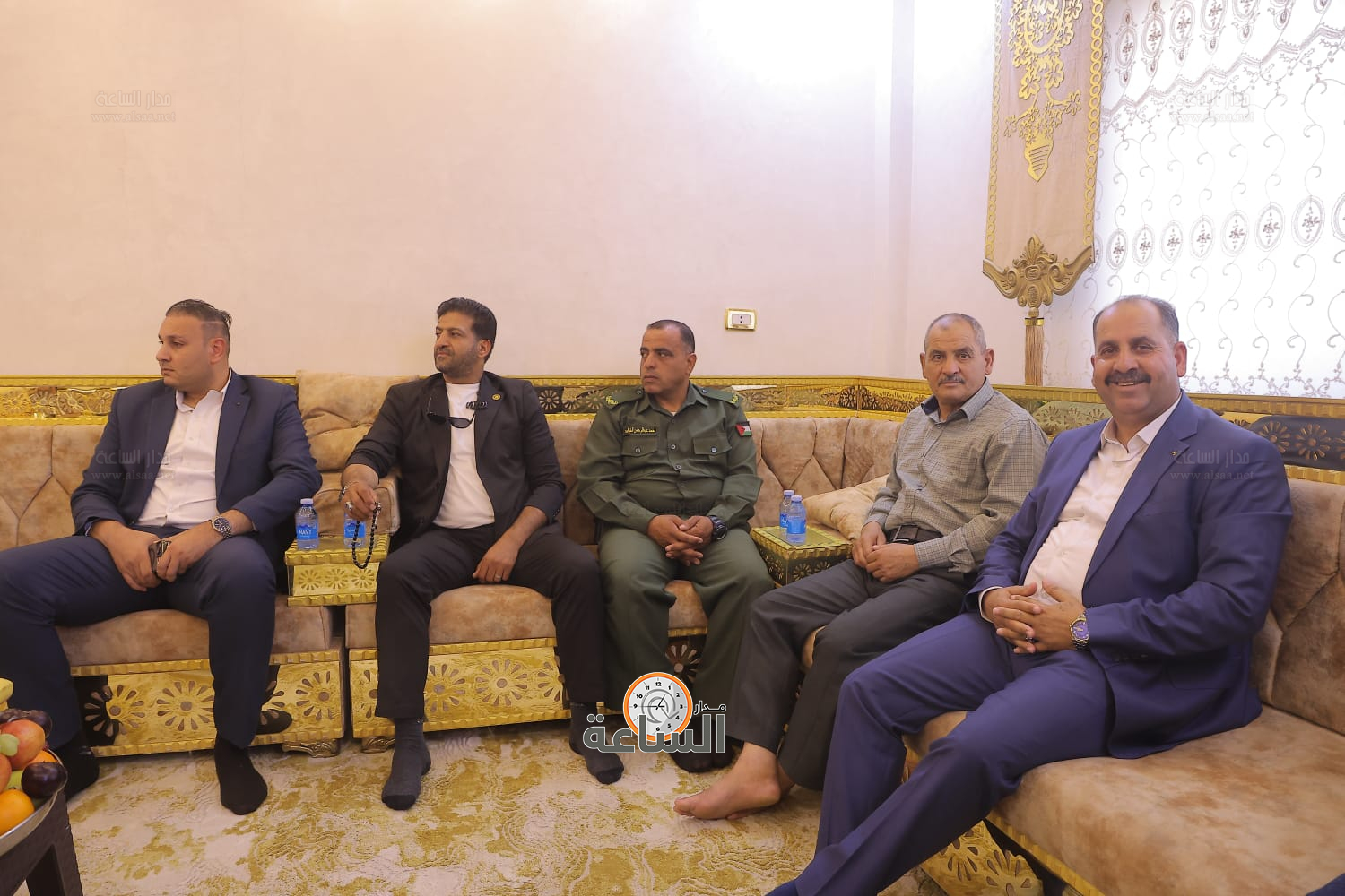 Madar Al-Saa Images 0.8459922824008143