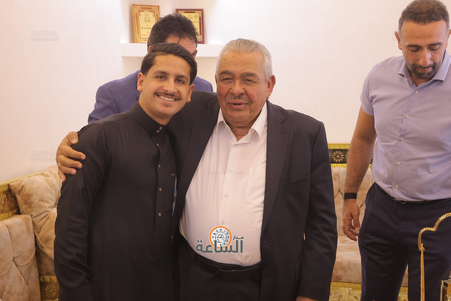 Madar Al-Saa Images 0.3731564288405613