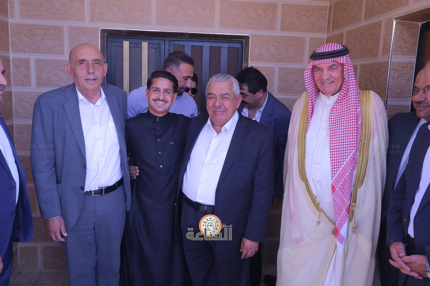 Madar Al-Saa Images 0.33851446468244994