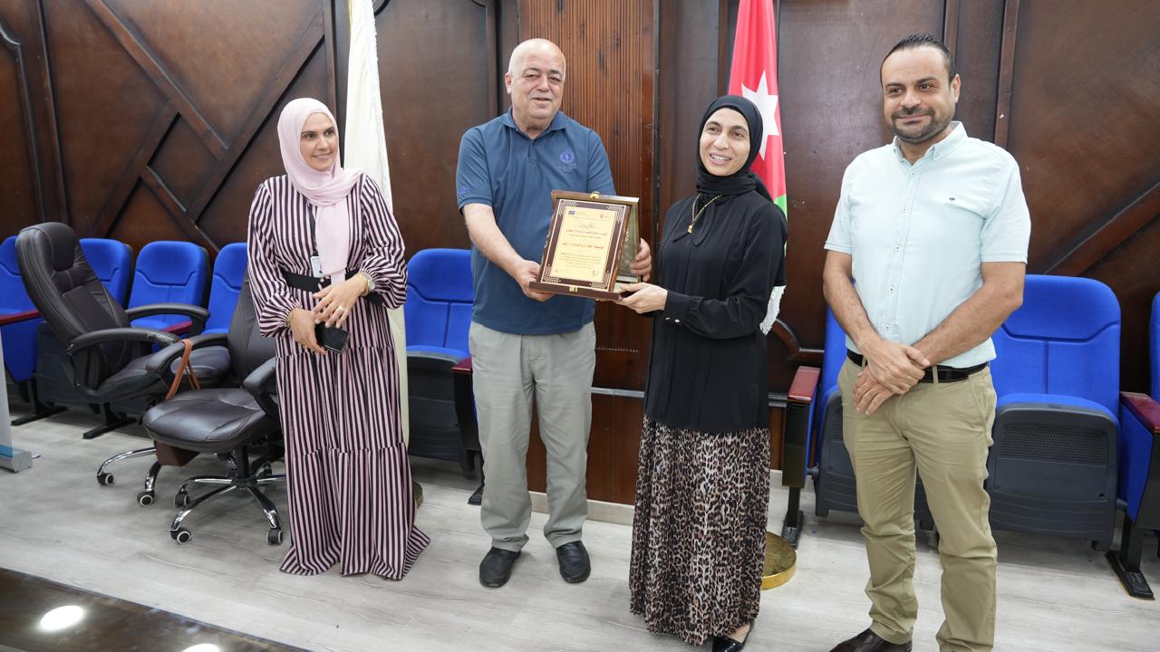 Madar Al-Saa Images 0.13223801075502795