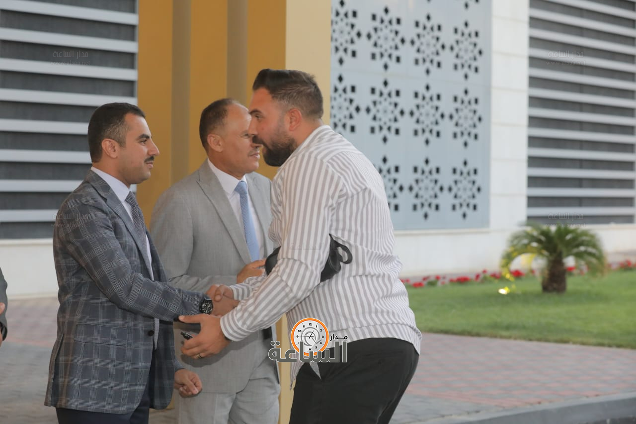 Madar Al-Saa Images 0.6299060347081405