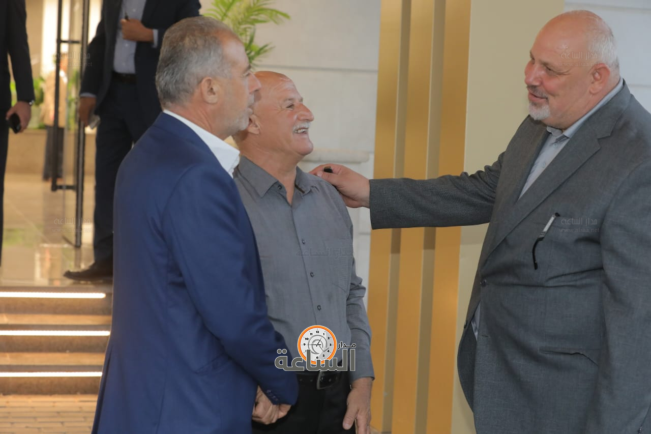 Madar Al-Saa Images 0.8004555821661833