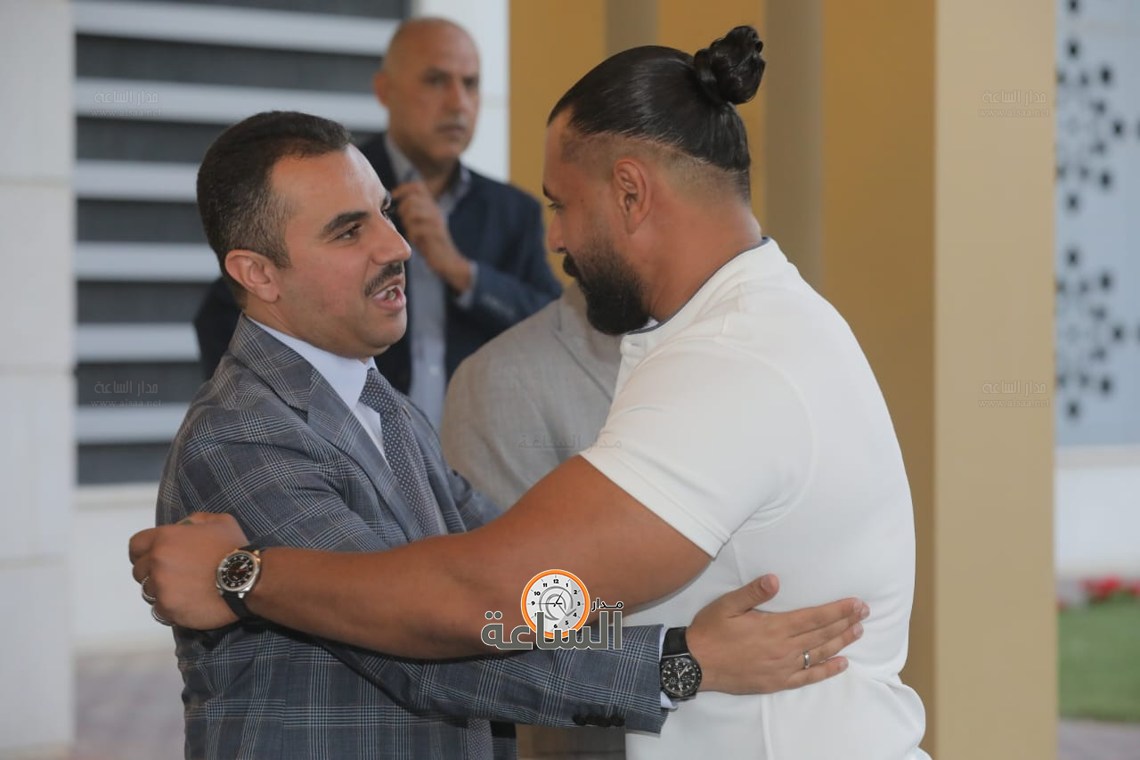 Madar Al-Saa Images 0.6914279483285479